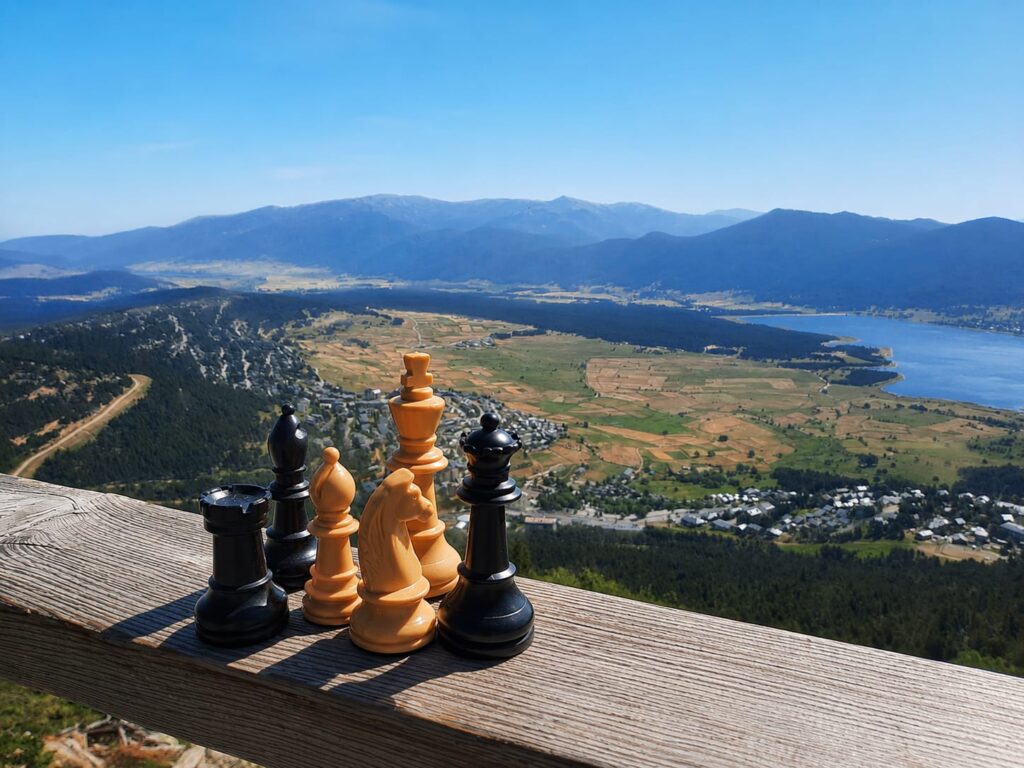 Un des nombreux et extraordinaires points de vue des Angles, ici sur le Lac de Matemale